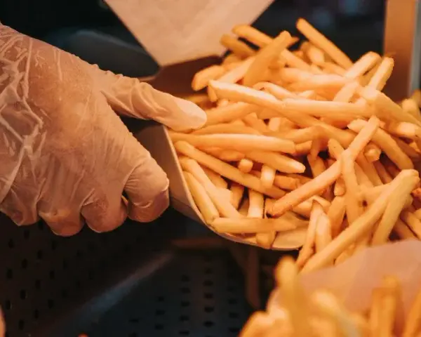 Sekret frytek z McDonald's w domu: Przepis krok po kroku