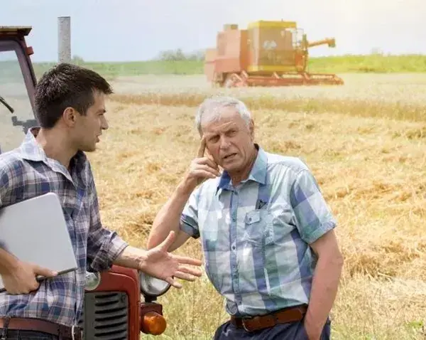 Traktor czy ciągnik? Ekspert wyjaśnia, kiedy używać obu nazw