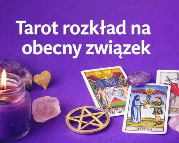 Tarot rozkład na obecny związek. Świeca, kryształy i karty tarota, w tym Trzy Miecze, tworzą mistyczną atmosferę.
