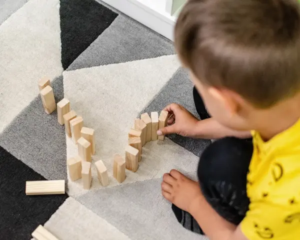 Klocki sensoryczne Pepco – rozwój dziecka przez zabawę i naukę