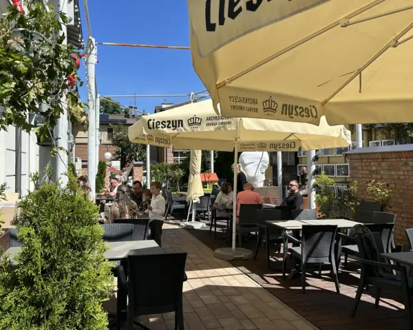 Gdzie zjeść w Gdańsku Oliwa? Odkryj najlepsze restauracje i smaki