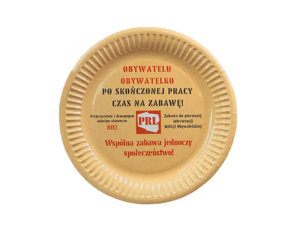 Impreza w stylu PRL: Gadżety i dekoracje, które przeniosą Cię w czas!