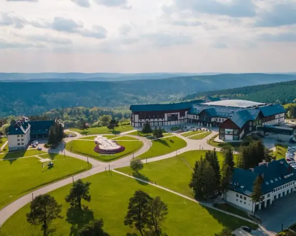 Kto jest właścicielem hotelu Arłamów? Poznaj interesującą historię