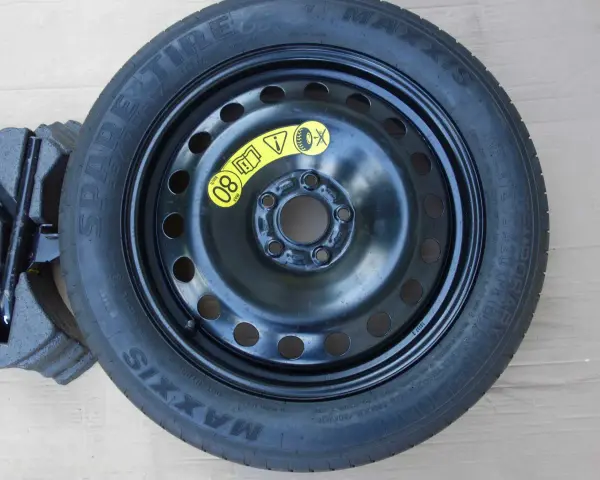 Gdzie koło zapasowe Ford Kuga? Lokalizacja MK1, MK2, MK3