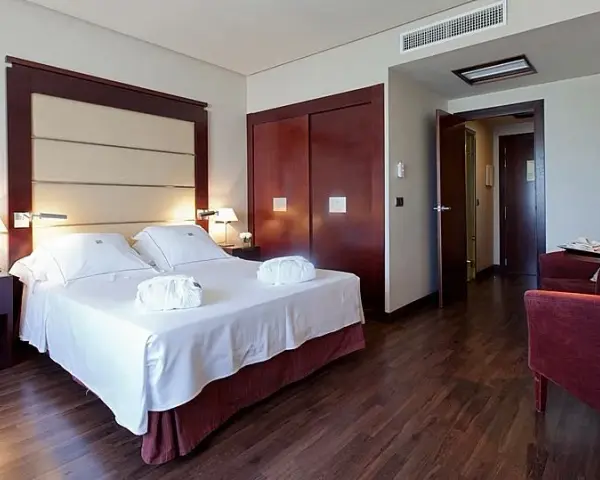Hotel Andalucía Center Granada: ¿Tu elección ideal? Descúbrelo