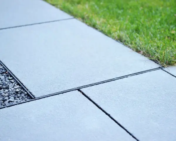 Jaki beton na chodnik - wybierz najlepszy materiał na trwałość i estetykę