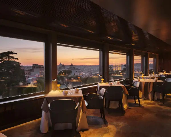 Hotel Eden Roma: Lusso, Vista e Stella Michelin | Prenota Ora