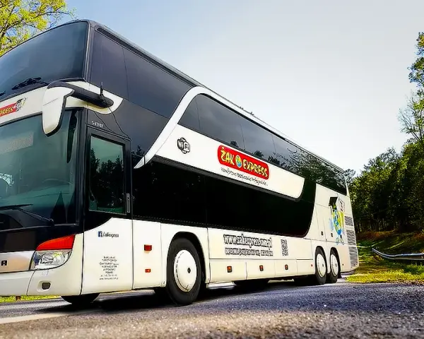 Lotnisko Chopina: Bus Żak Express znajdź stanowisko 9 bez stresu