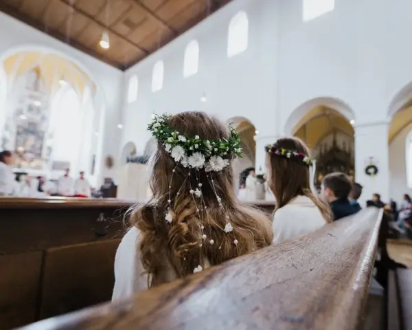 Ile powinna wynosić kwota od chrzestnej na pierwszą komunię?