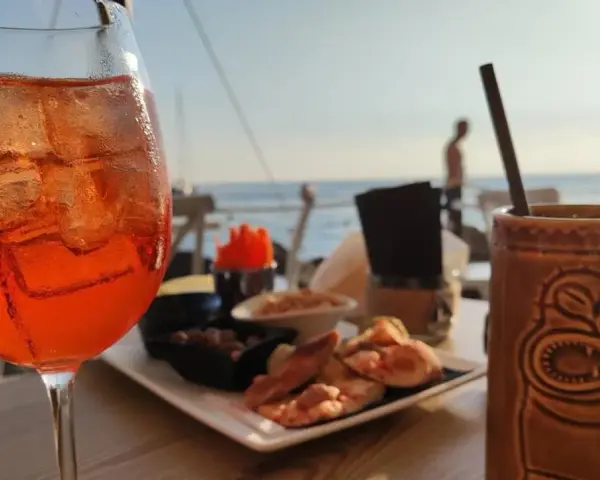 Ristorante Spritz: l'abbinamento perfetto tra cocktail e cucina tipica