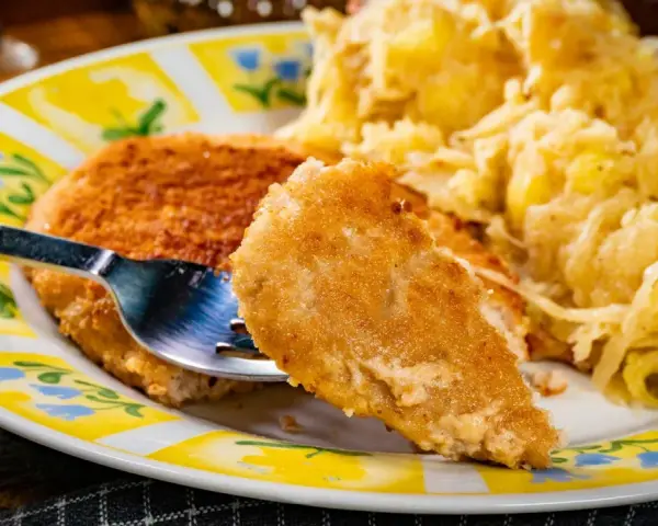 Twój burger się kurczy? Odkryj triki na idealnie płaski kotlet