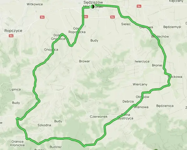 Mapa z zaznaczonymi trasami rowerowymi Podkarpacie, prowadzącymi przez Sędziszów, Ropczyce i okoliczne miejscowości.