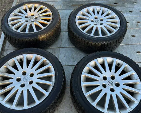 Vectra C: Jakie opony 17 cali wybrać? Poradnik 215/50 vs 225/45