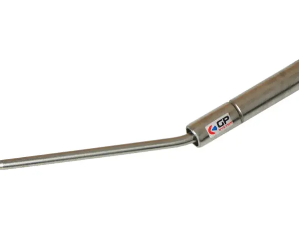 Metalowy klucz do kręcenia zbrojenia, z zakrzywionym haczykiem na końcu i logo GP SYSTEM.