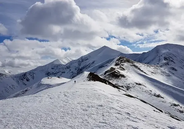 Tatry zima jakie szlaki - bezpieczne trasy dla każdego turysty