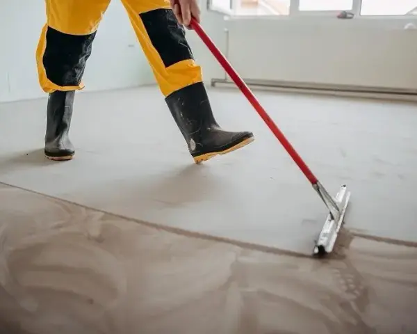 Jaki beton na posadzkę z ogrzewaniem: wybierz mądrze, uniknij problemów