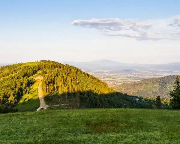 Beskid Śląski: Odkryj najpiękniejsze miejsca i zaplanuj idealną podróż