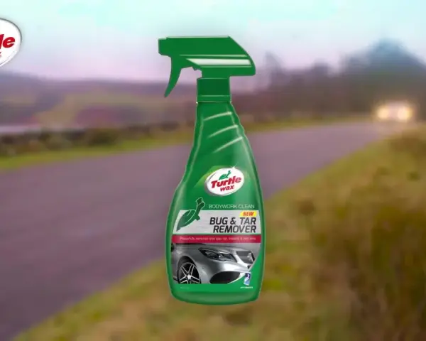 Turtle Wax Bug & Tar Remover, en kraftfull insektborttagare för din bil, redo att tackla envis smuts på vägen.