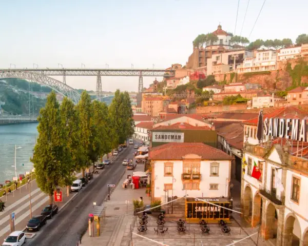 Porto atrakcje: Niezapomniane miejsca, smaki i praktyczny przewodnik