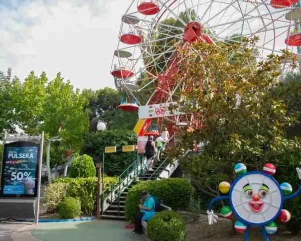 Entradas parque atracciones Zaragoza: precios, descuentos y opciones disponibles