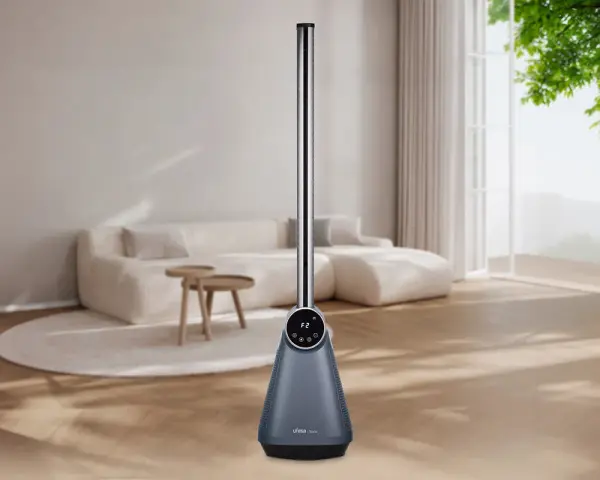 Moderno aireador ventilación torre en sala de estar, con sofá y mesa auxiliar.