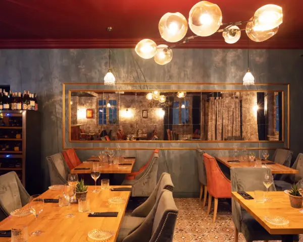 Gdańsk: Gdzie zjeść? Sprawdzone restauracje na każdą okazję i budżet