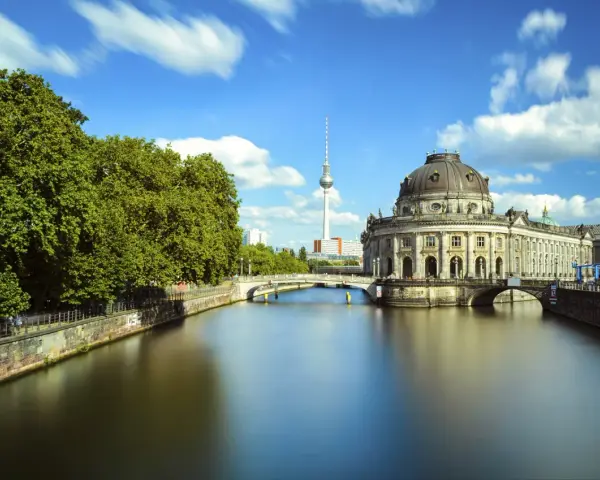 Bode-Museum und Fernsehturm – ein Muss, wenn man was in Berlin anschauen möchte.