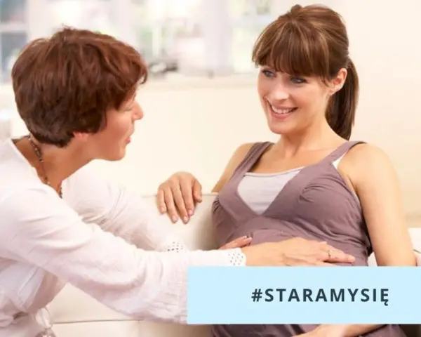 Położna środowiskowa wspiera przyszłą mamę. #STARAMYSIĘ o zdrowie i dobre samopoczucie.