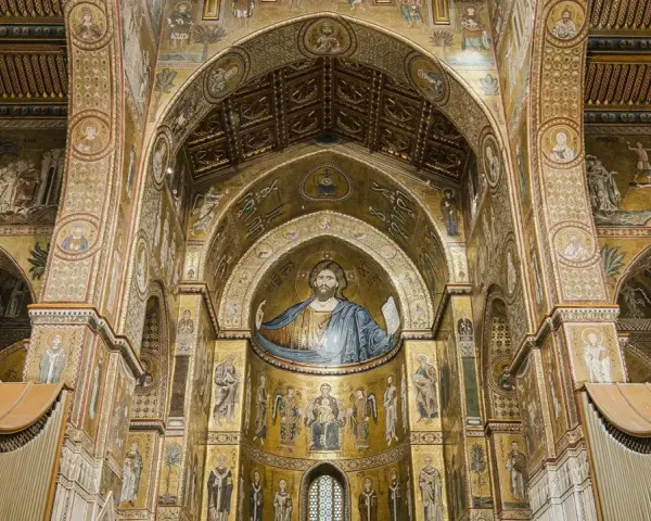 Złote mozaiki w katedrze w Monreale: Chrystus Pantokrator, Matka Boska z Dzieciątkiem i święci. Wspaniałe dzieło sztuki bizantyjskiej.
