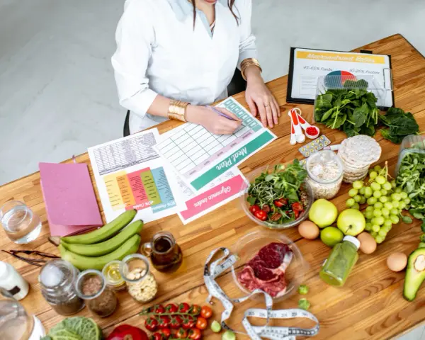 Plan de comidas y alimentos saludables para saber qué hacer para perder grasa.