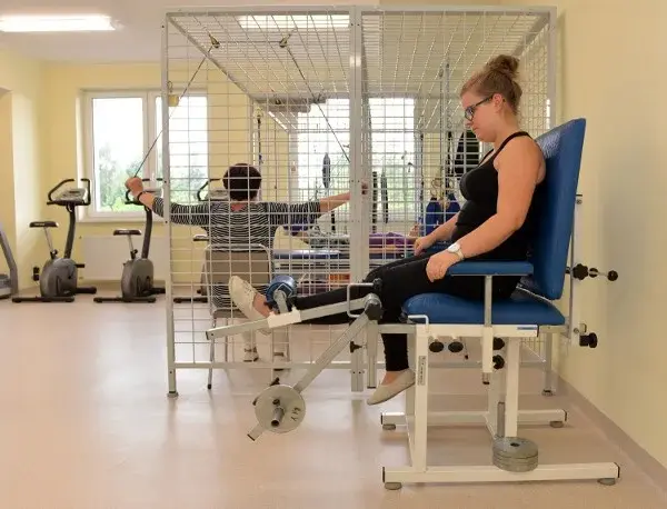Gdzie najszybciej rehabilitacja NFZ Piotrkowska Łódź - uniknij długiego czekania