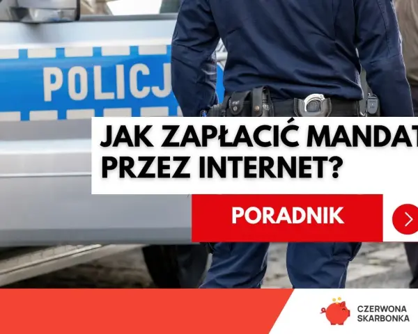 Policjant obok radiowozu. Poradnik: jak zapłacić mandat przez internet. Czerwona skarbonka.