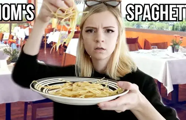 Mom's Spaghetti Lyrics: Co naprawdę oznaczają i jak stały się memem?