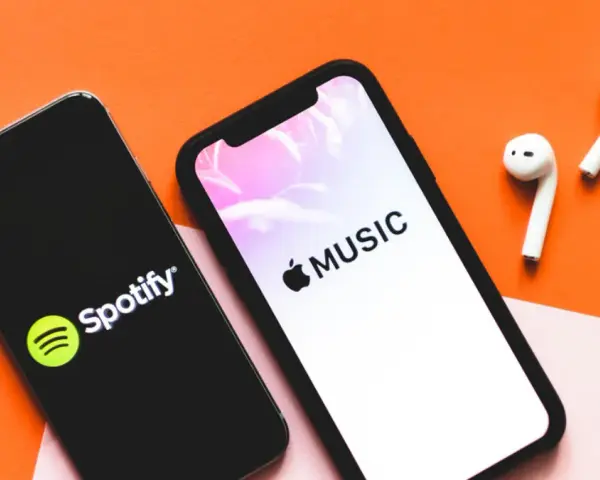 Apple Music czy Spotify - który serwis muzyczny jest lepszy dla Ciebie?
