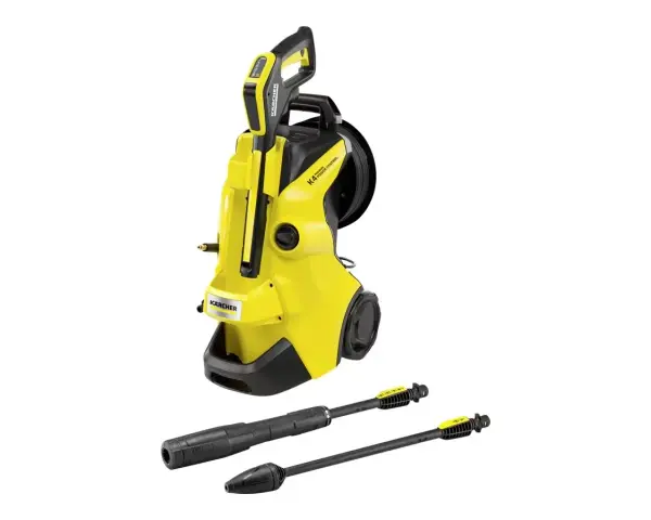 Kärcher K4 Power Control högtryckstvätt med tillbehör. Perfekt för att rengöra bilen eller uteplatsen.