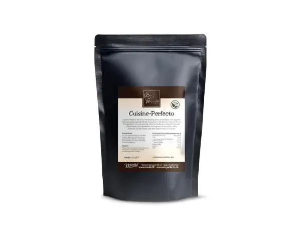 Dunkler Beutel mit "Cuisine-Perfecto" Aufdruck, einem veganen Sahneersatz für die Zubereitung von milchfreier crème glacée.