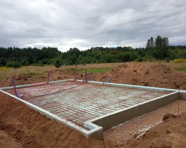 Jaki fundament pod dom szkieletowy 35m2 - uniknij kosztownych błędów