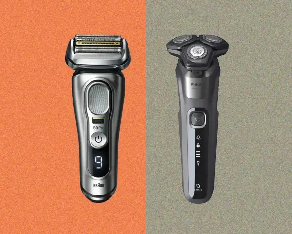 Dos afeitadoras eléctricas modernas, una Braun S9 Pro y una Philips, listas para ser tu primera máquina de afeitar.