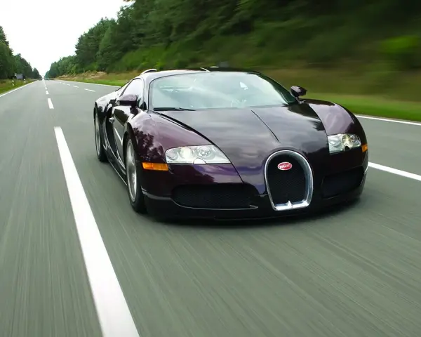 Bugatti Veyron ile do 100 km/h? Zaskakujące osiągi i porównania