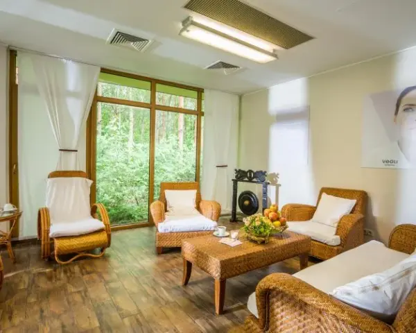 Hotel Ossa ile pokoi - poznaj dokładną liczbę i możliwości zakwaterowania
