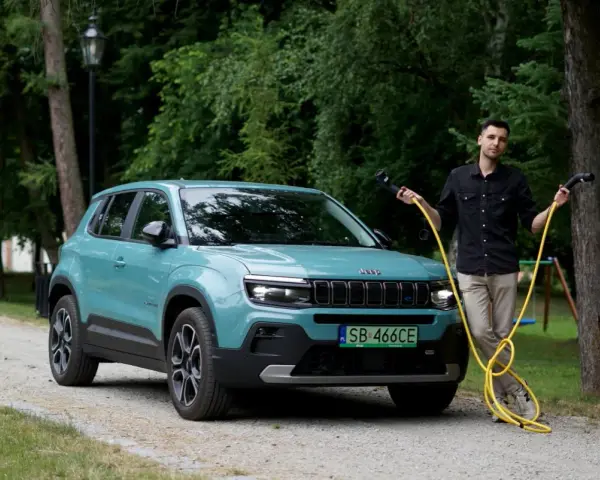 Jeep Avenger czy warto kupić? Odkryj zalety i wady tego modelu