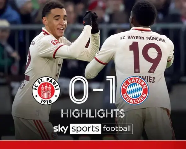 Piłkarze Bayernu świętują zwycięstwo 0-1 nad St. Pauli. Skrót meczu na Sky Sports Football.