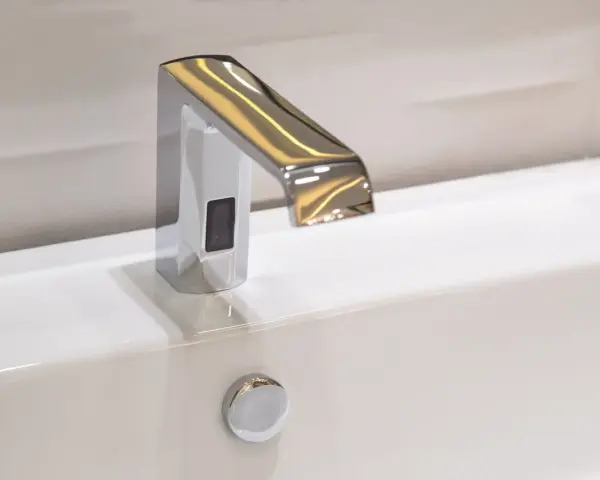Robinet automatique moderne avec capteur infrarouge pour un fonctionnement hygiénique et sans contact.