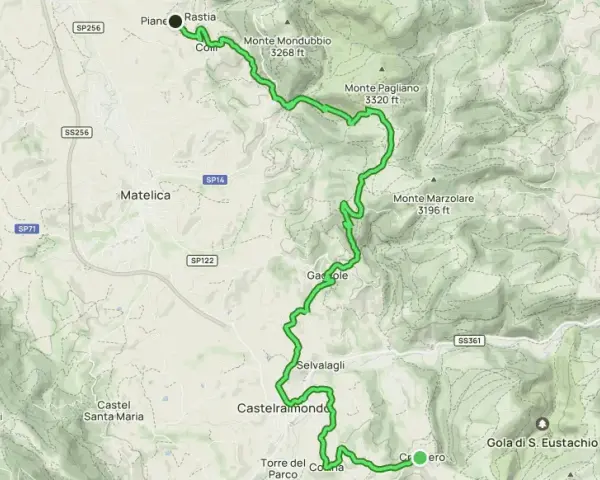 Mappa del cammino dei forti, un percorso tortuoso tra monti e borghi come Castelraimondo e Matelica, con cime come Monte Gemmo.