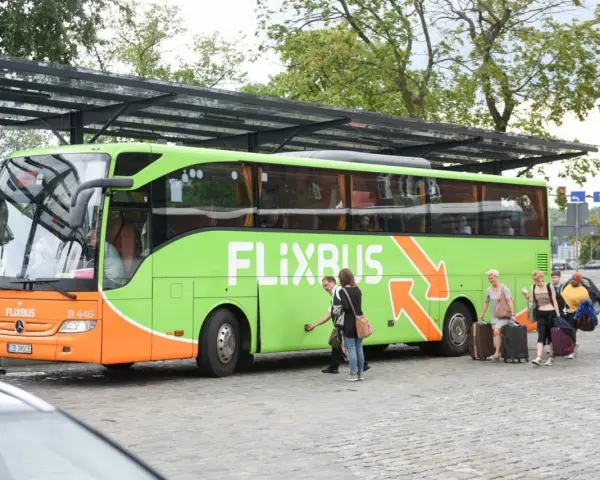 Flixbus Elbląg-Warszawa: Gdzie odjeżdża i gdzie wysiądziesz?