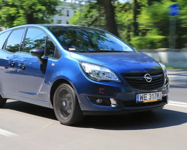 Opel Meriva: Jaka pojemność baku? Sprawdź zasięg i koszty