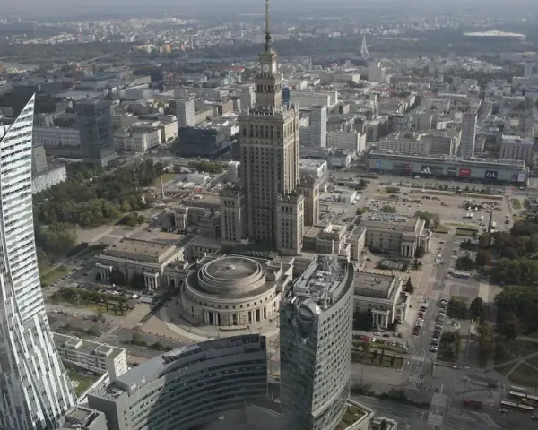 Najwyższy budynek w Warszawie: ile ma pięter i co go wyróżnia?