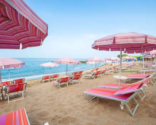 Club Hotel Baia di Diamante: Vacanza Perfetta? Guida Completa