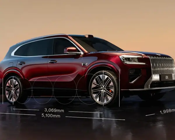 Elegancki, ciemnoczerwony SUV Zeekr 8X z wymiarami 5,100 mm długości i 1,998 mm szerokości, gotowy na podbój dróg w Polsce.