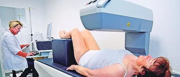 Osteoporose Diagnostik: Wichtige Tests und Risikofaktoren verstehen